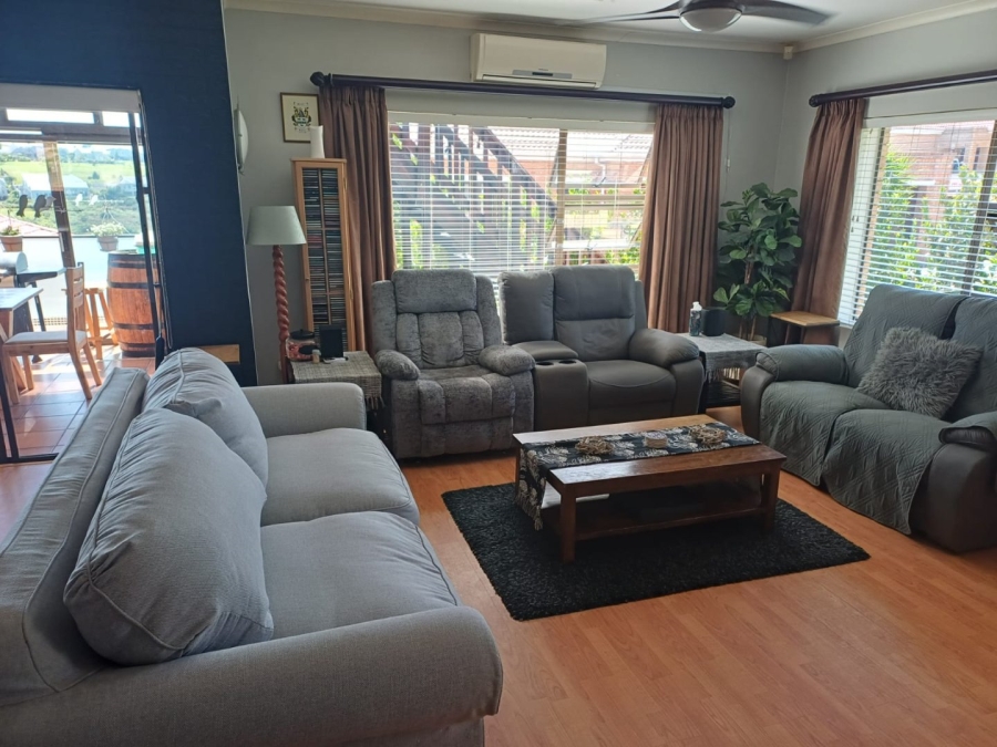 3 Bedroom Property for Sale in Rooi Rivier Rif Western Cape